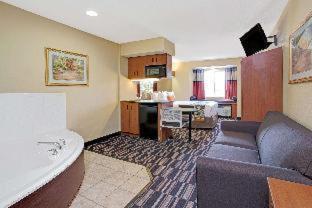 Microtel Inn & Suites By Wyndham Bushnell Camera foto